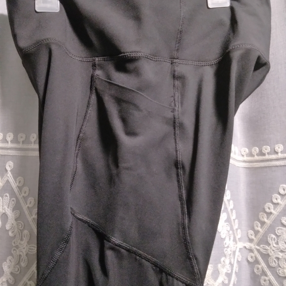 Women's Compression Ankle Legging Members Mark Large NWT - Picture 3 of 5